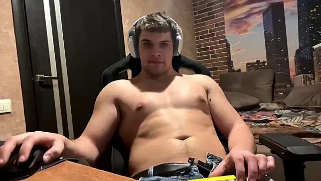 Snapshot of MusclePhantom chatting on 8, 3, 2026 MusclePhantom online show from 8, 3, 2026