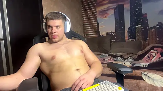 Snapshot of MusclePhantom chatting on 27, 3, 2026 MusclePhantom online show from 27, 3, 2026