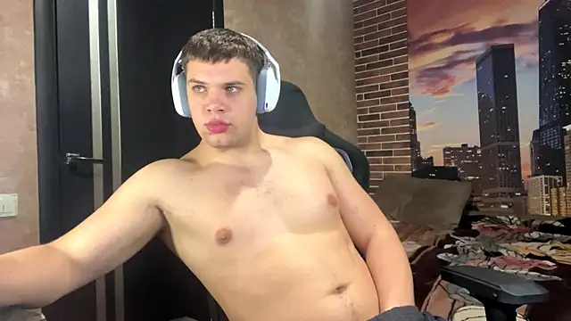 Snapshot of MusclePhantom chatting on 7, 4, 2026 MusclePhantom online show from 7, 4, 2026