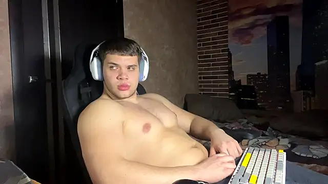 Snapshot of MusclePhantom chatting on 11, 4, 2026 MusclePhantom online show from 11, 4, 2026