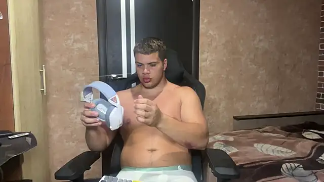 MusclePhantom online show from 28, 5, 2026
