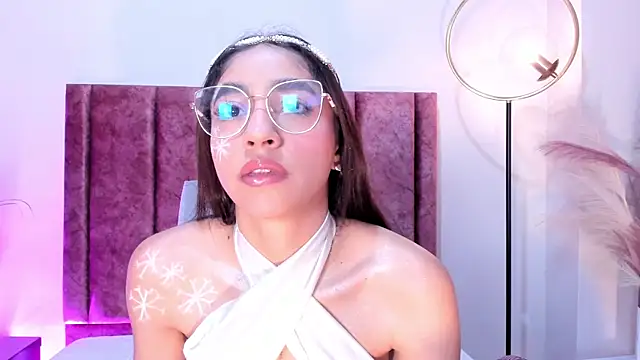 IvyJhons online show from 15, 12, 2025