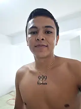 Snapshot of angelss_666 chatting on 1, 10, 2025 angelss 666 online show from 1, 10, 2025