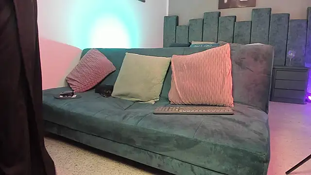 Snapshot of Scaar_Percy chatting on 24, 9, 2025 Scaar Percy online show from 24, 9, 2025