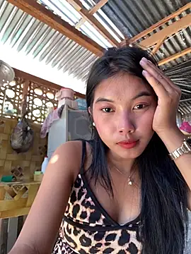 Snapshot of asianmorena_69 chatting on 15, 10, 2025 asianmorena 69 online show from 15, 10, 2025