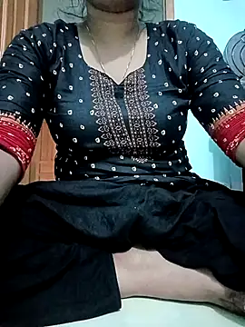 Snapshot of Rina-2 chatting on 12, 10, 2025 Rina-2 online show from 12, 10, 2025