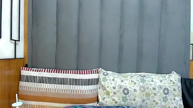 Snapshot of MrsMxx25 chatting on 19, 5, 2026 MrsMxx25 online show from 19, 5, 2026