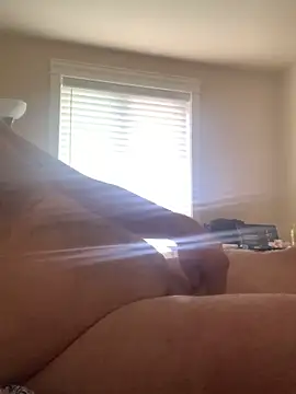 Snapshot of shakeweight chatting on 29, 10, 2025 shakeweight online show from 29, 10, 2025