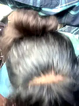 Snapshot of shakeweight chatting on 7, 11, 2025 shakeweight online show from 7, 11, 2025