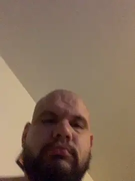 Snapshot of shakeweight chatting on 20, 11, 2025 shakeweight online show from 20, 11, 2025