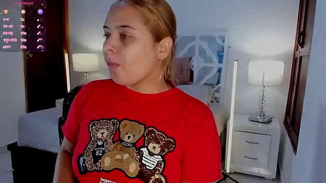 MikaelaStone online show from 6, 1, 2026