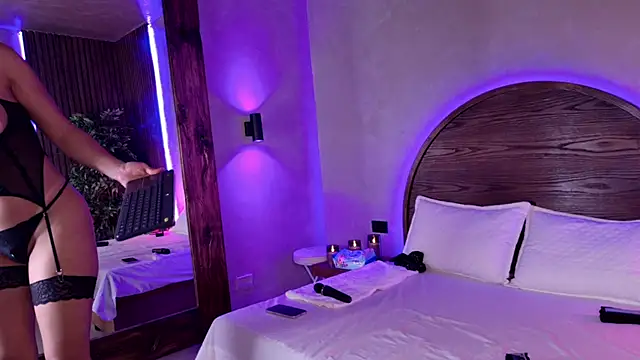 Snapshot of renata_black_ chatting on 16, 10, 2025 renata black online show from 16, 10, 2025