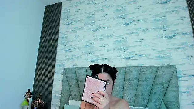 ShanelEvans online show from 25, 9, 2025