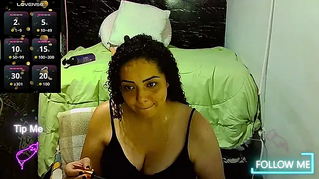 Snapshot of _naughty_milf chatting on 29, 3, 2026 naughty milf online show from 29, 3, 2026