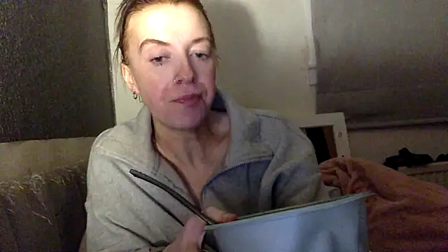 Bellababexox online show from 11, 6, 2026