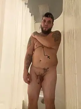 LuisBellaco online show from 28, 10, 2025