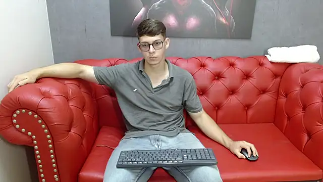 Stuart White online show from 26, 9, 2025