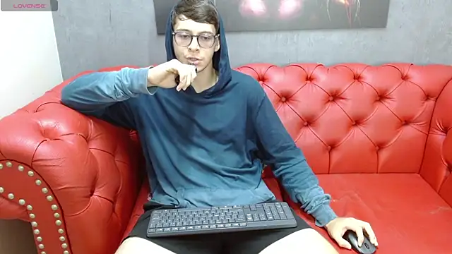 Stuart White online show from 22, 10, 2025