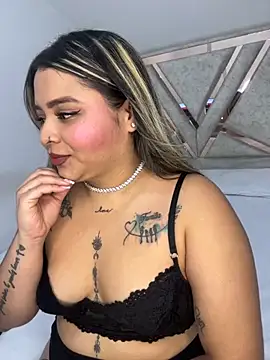 ashley-swift- online show from 23, 10, 2025