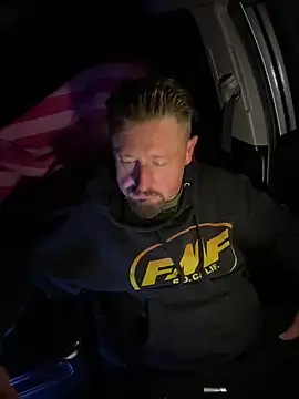 DAZZZ7878 online show from 2, 11, 2025