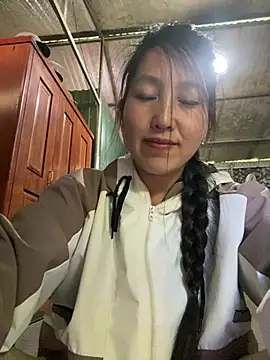 Huong-Ly online show from 21, 2, 2026