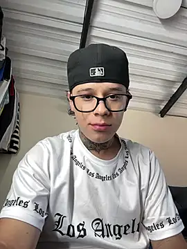 Snapshot of jordan_422 chatting on 3, 4, 2026 jordan 422 online show from 3, 4, 2026