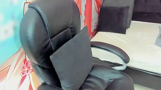 StarletTays online show from 17, 10, 2025