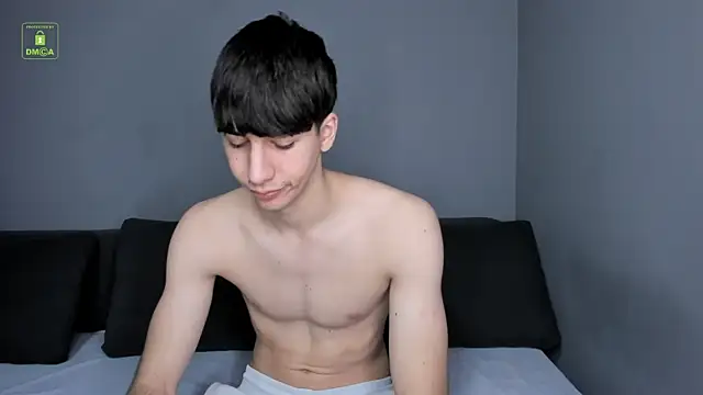 Snapshot of Quentin_Blake chatting on 6, 3, 2026 Quentin Blake online show from 6, 3, 2026