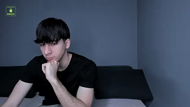 Snapshot of Quentin_Blake chatting on 15, 4, 2026 Quentin Blake online show from 15, 4, 2026