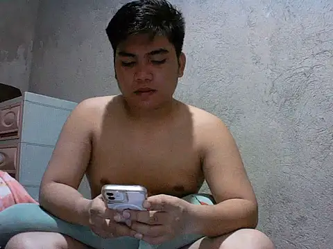 Snapshot of alhex_gay26 chatting on 31, 5, 2026 alhex gay26 online show from 31, 5, 2026