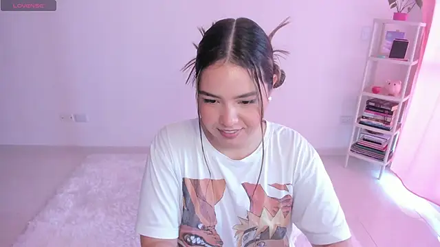 Snapshot of Alana_Banana_ chatting on 21, 11, 2025 Alana Banana online show from 21, 11, 2025