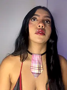 Michelle johnson  online show from 28, 10, 2025