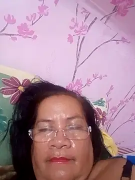 Snapshot of vickyhot1966 chatting on 12, 9, 2025 vickyhot1966 online show from 12, 9, 2025