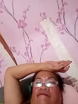 Snapshot of vickyhot1966 chatting on 14, 9, 2025 vickyhot1966 online show from 14, 9, 2025