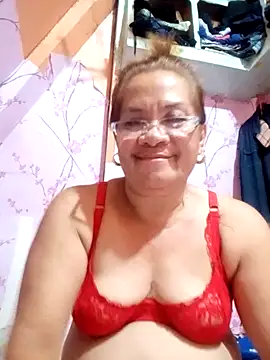 Snapshot of vickyhot1966 chatting on 6, 10, 2025 vickyhot1966 online show from 6, 10, 2025