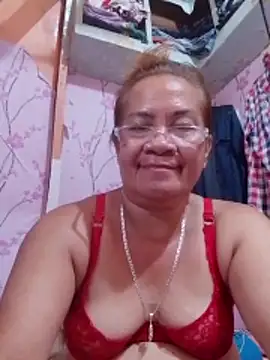 Snapshot of vickyhot1966 chatting on 3, 3, 2026 vickyhot1966 online show from 3, 3, 2026