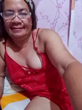 Snapshot of vickyhot1966 chatting on 4, 3, 2026 vickyhot1966 online show from 4, 3, 2026