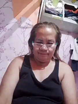 Snapshot of vickyhot1966 chatting on 17, 3, 2026 vickyhot1966 online show from 17, 3, 2026