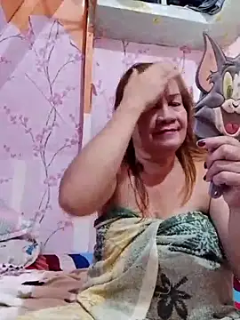 Snapshot of vickyhot1966 chatting on 27, 3, 2026 vickyhot1966 online show from 27, 3, 2026