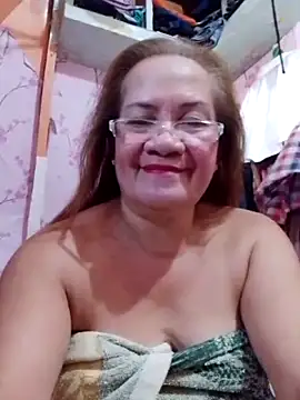 Snapshot of vickyhot1966 chatting on 27, 3, 2026 vickyhot1966 online show from 27, 3, 2026