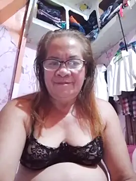 Snapshot of vickyhot1966 chatting on 29, 3, 2026 vickyhot1966 online show from 29, 3, 2026