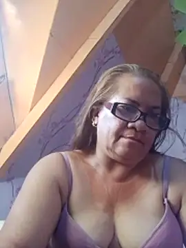 Snapshot of vickyhot1966 chatting on 11, 6, 2026 vickyhot1966 online show from 11, 6, 2026