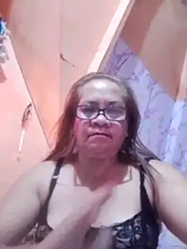 Snapshot of vickyhot1966 chatting on 14, 6, 2026 vickyhot1966 online show from 14, 6, 2026