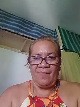 Snapshot of vickyhot1966 chatting on 17, 6, 2026 vickyhot1966 online show from 17, 6, 2026