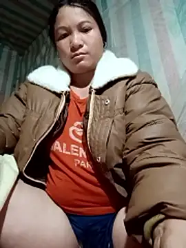 Snapshot of Love-Mama33 chatting on 18, 2, 2026 Love-Mama33 online show from 18, 2, 2026