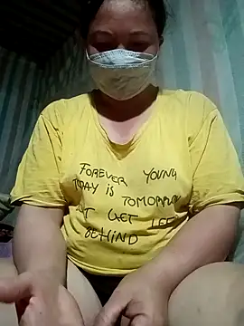 Snapshot of Love-Mama33 chatting on 27, 2, 2026 Love-Mama33 online show from 27, 2, 2026