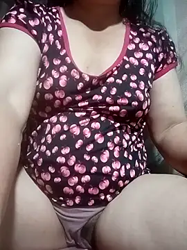 Snapshot of Love-Mama33 chatting on 26, 3, 2026 Love-Mama33 online show from 26, 3, 2026