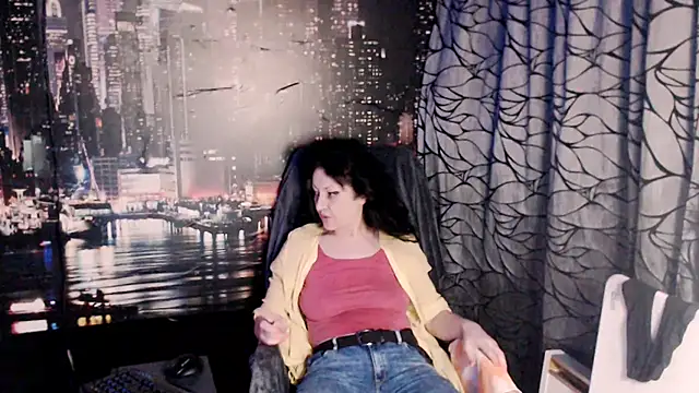 AMOURSWEET2025 online show from 4, 2, 2026