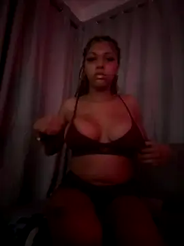 Snapshot of Sexxy_S chatting on 1, 11, 2025 Sexxy S online show from 1, 11, 2025