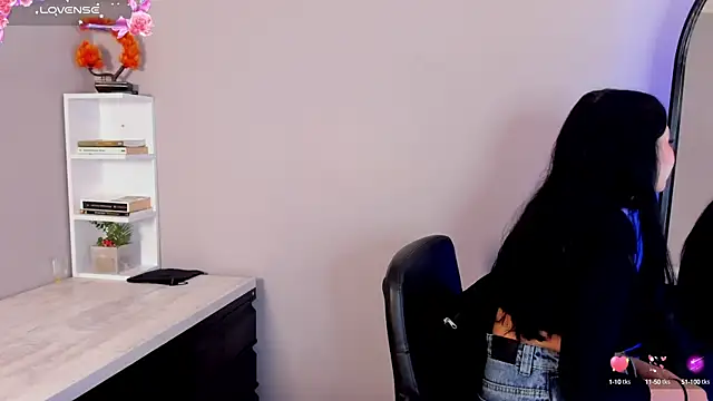 Emma  clark  online show from 1, 10, 2025